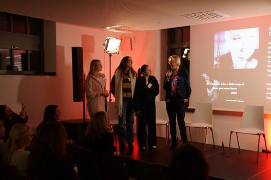 Sisters are doing it for themselves: Der positive Spirit war während der gesamten Veranstaltung spürbar.